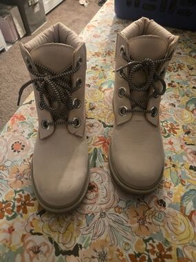 Timberland Women's Pink Boots